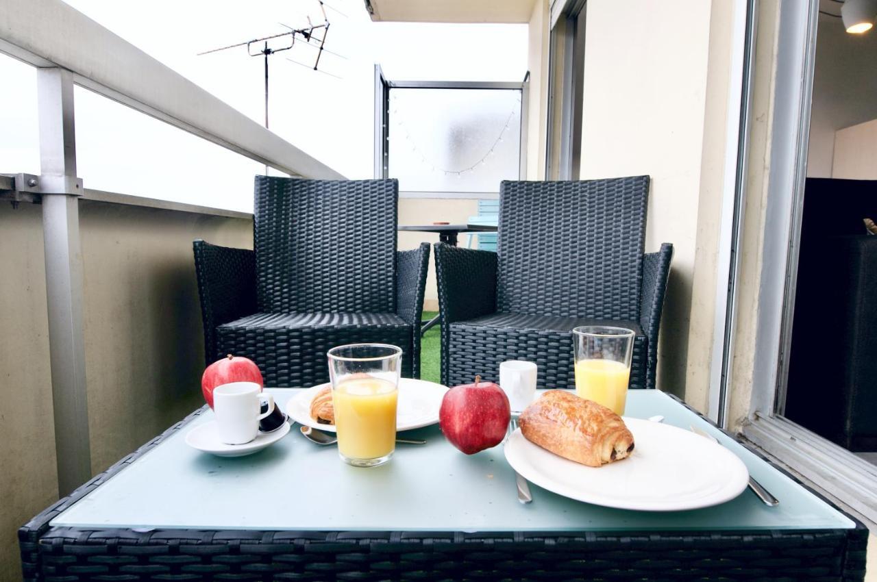 Appart'Hotel Versailles Saint Cyr L'Ecole - Gare Sncf A 100M Et Parking Prive Exterior foto